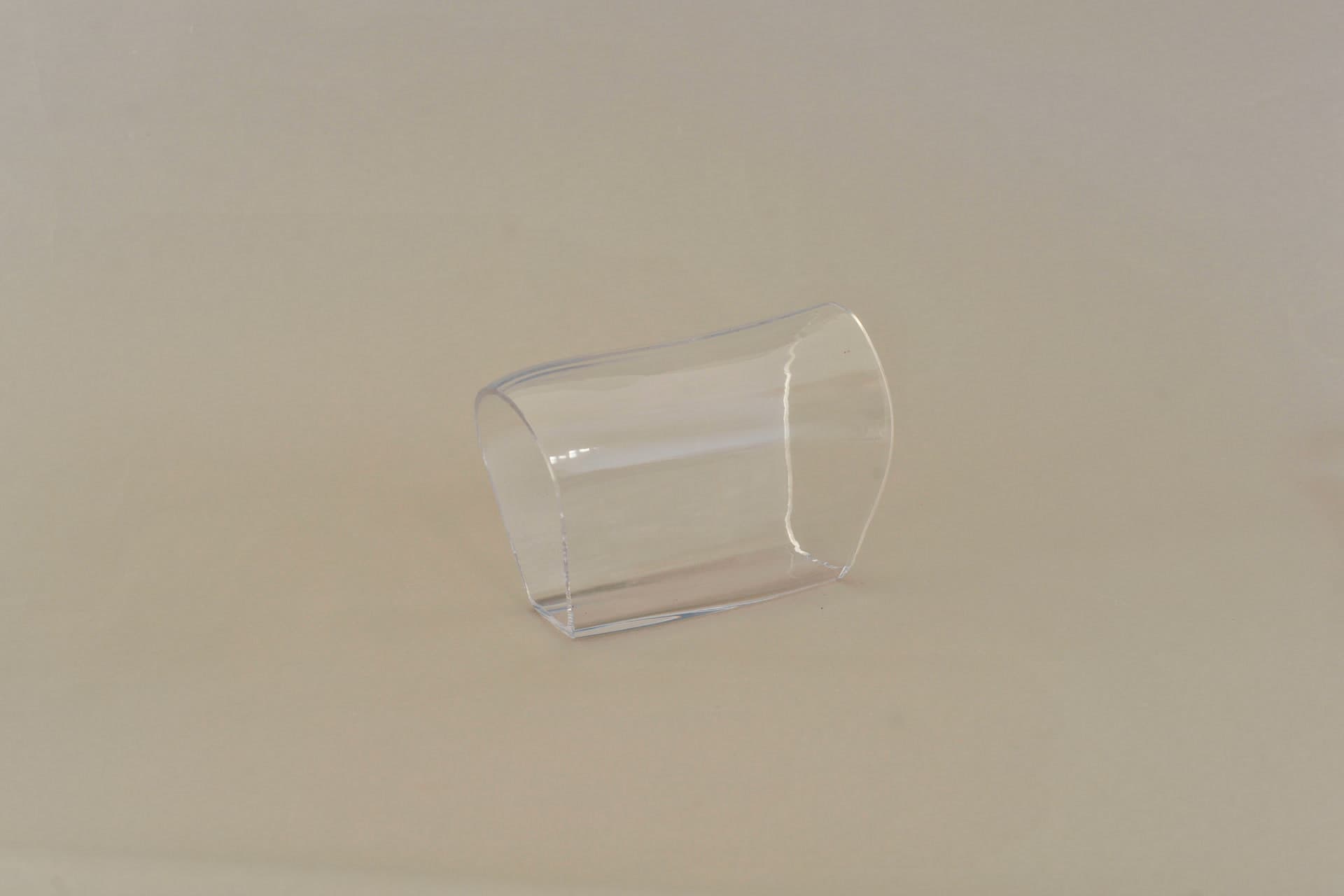 Vitrail coiffe bretonne finalisée — Caroline Le Rouge de Guerdavid