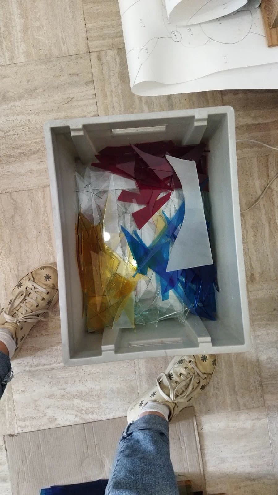 Stage vitrail — découpe et travail du verre coloré