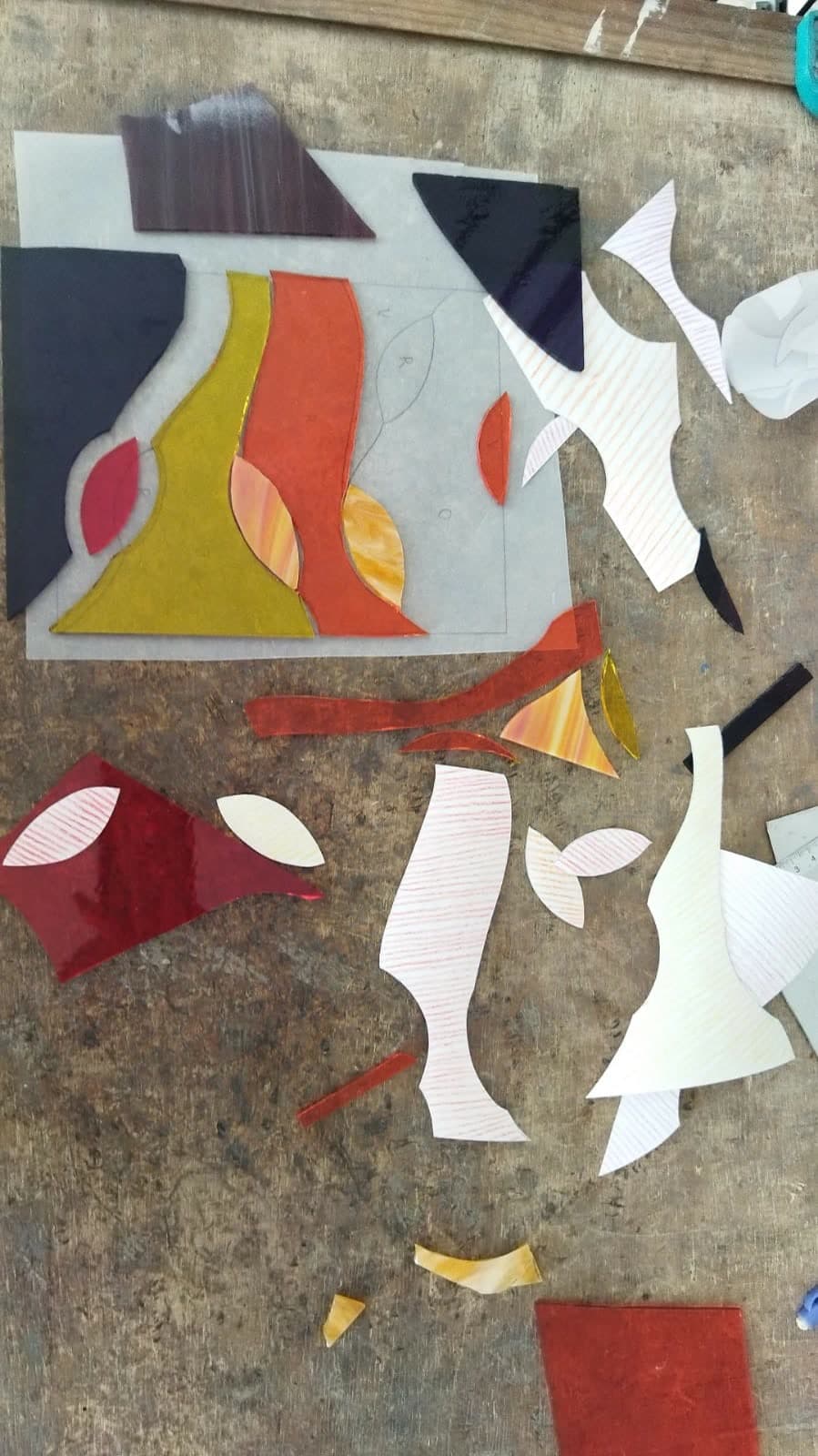 Stage vitrail — découpe et travail du verre coloré