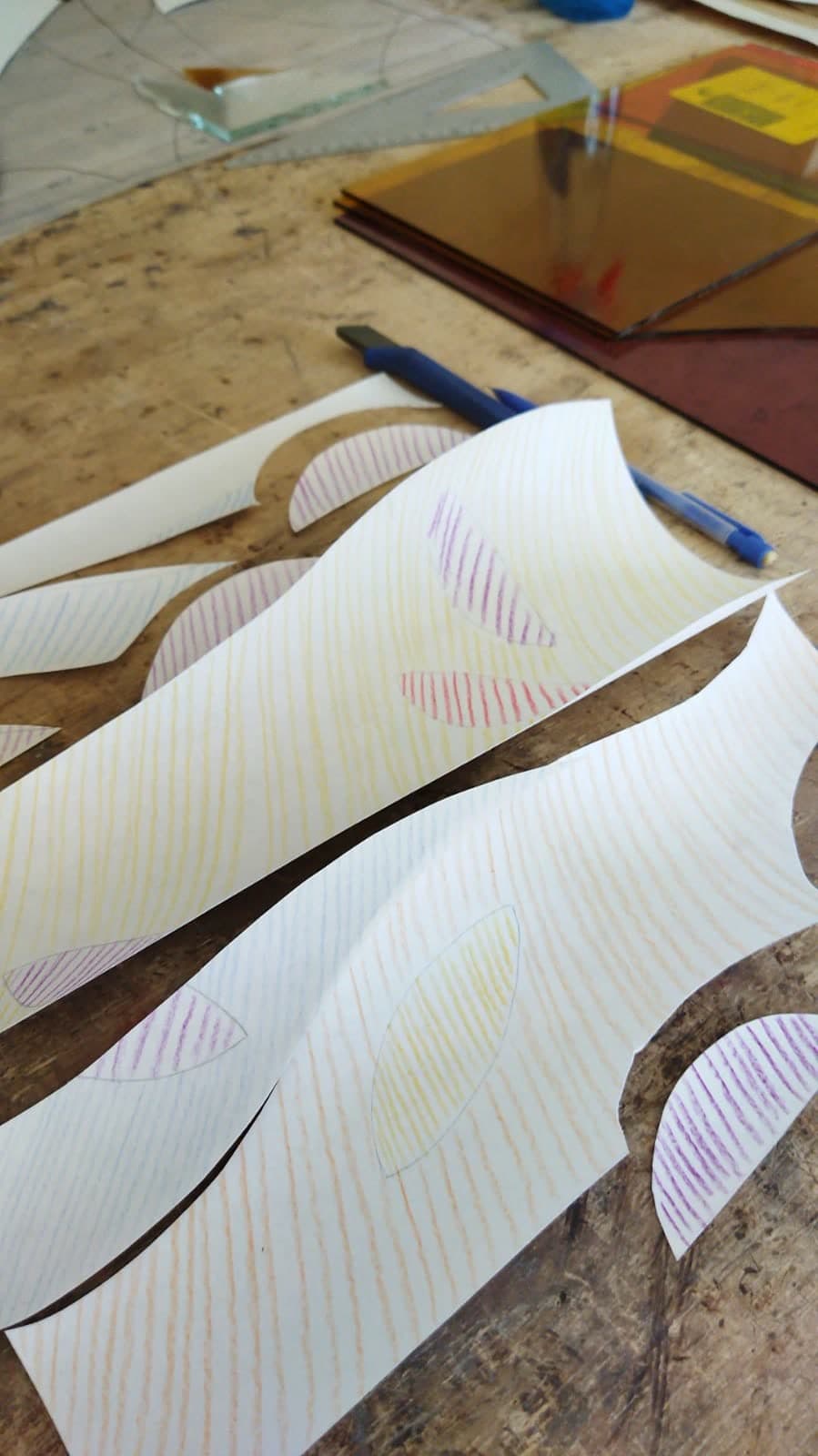 Stage vitrail — découpe et travail du verre coloré